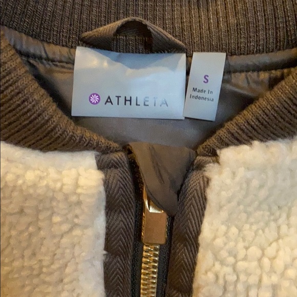 Athleta vest - Picture 2 of 5